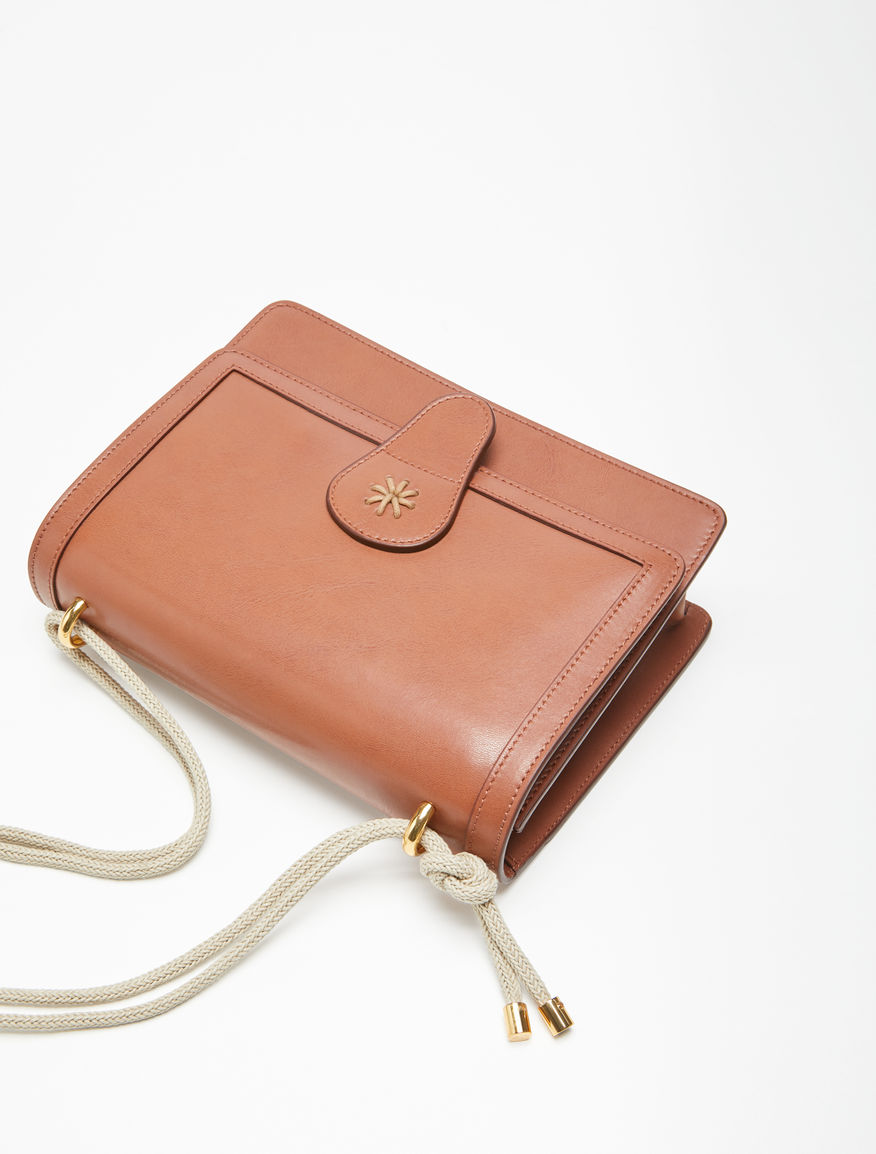 Leather messenger bag Weekend Maxmara Leather messenger bag Weekend Maxmara