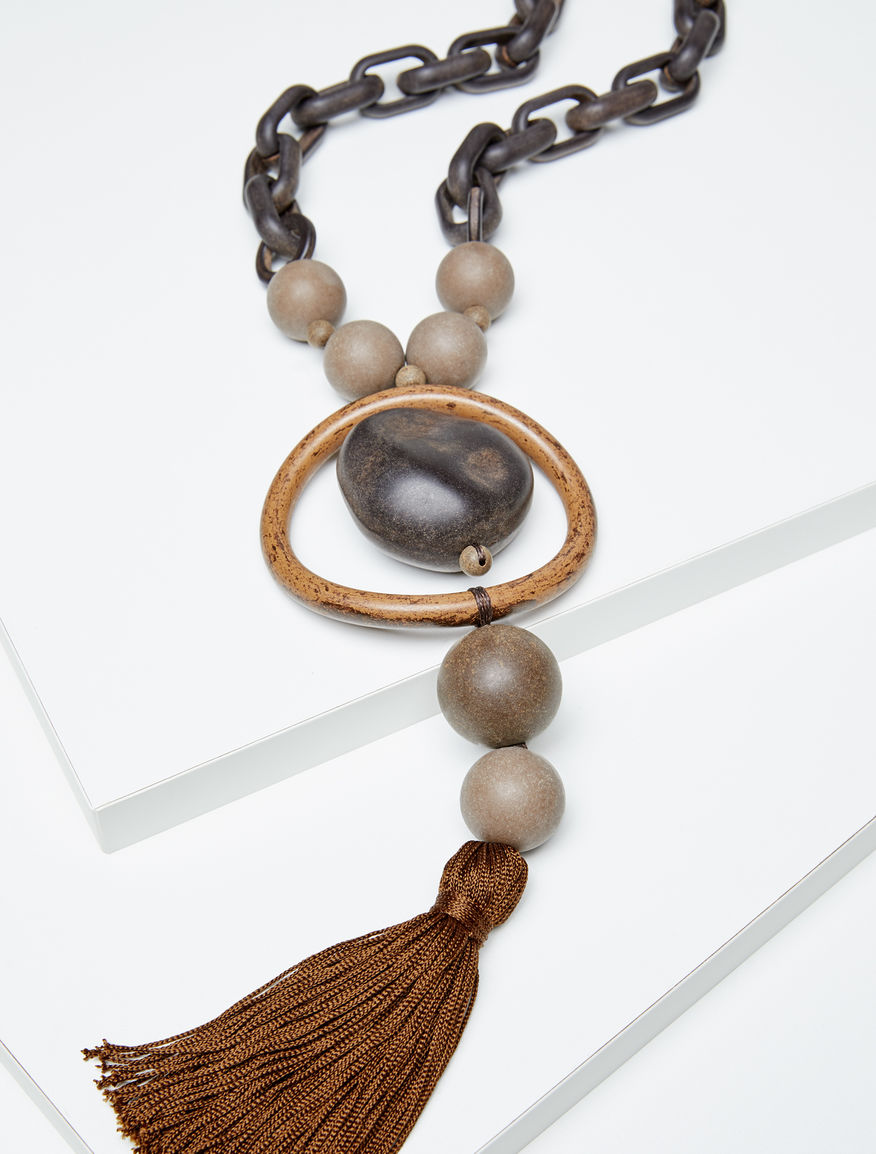Collana in resina con nappina Weekend Maxmara Collana in resina con nappina Weekend Maxmara
