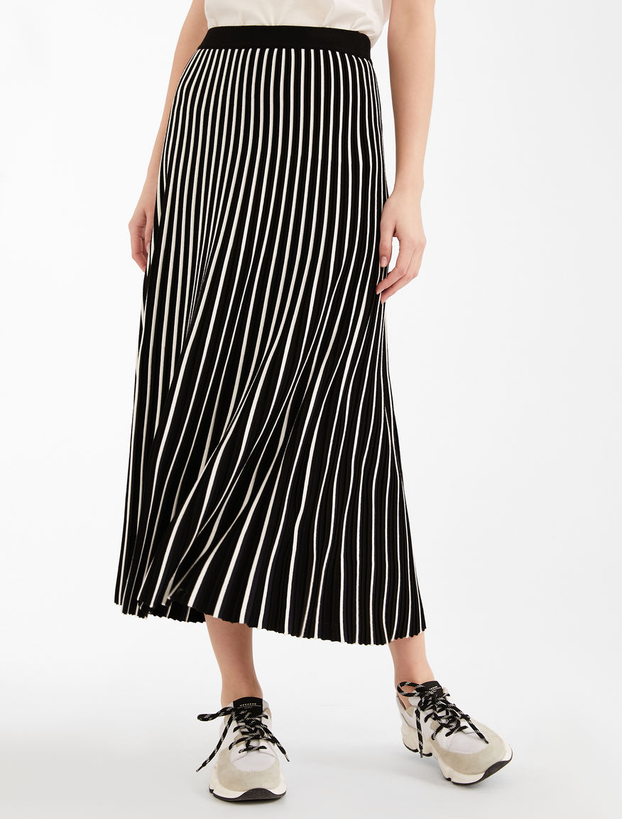 Viscose yarn skirt Weekend Maxmara Viscose yarn skirt Weekend Maxmara
