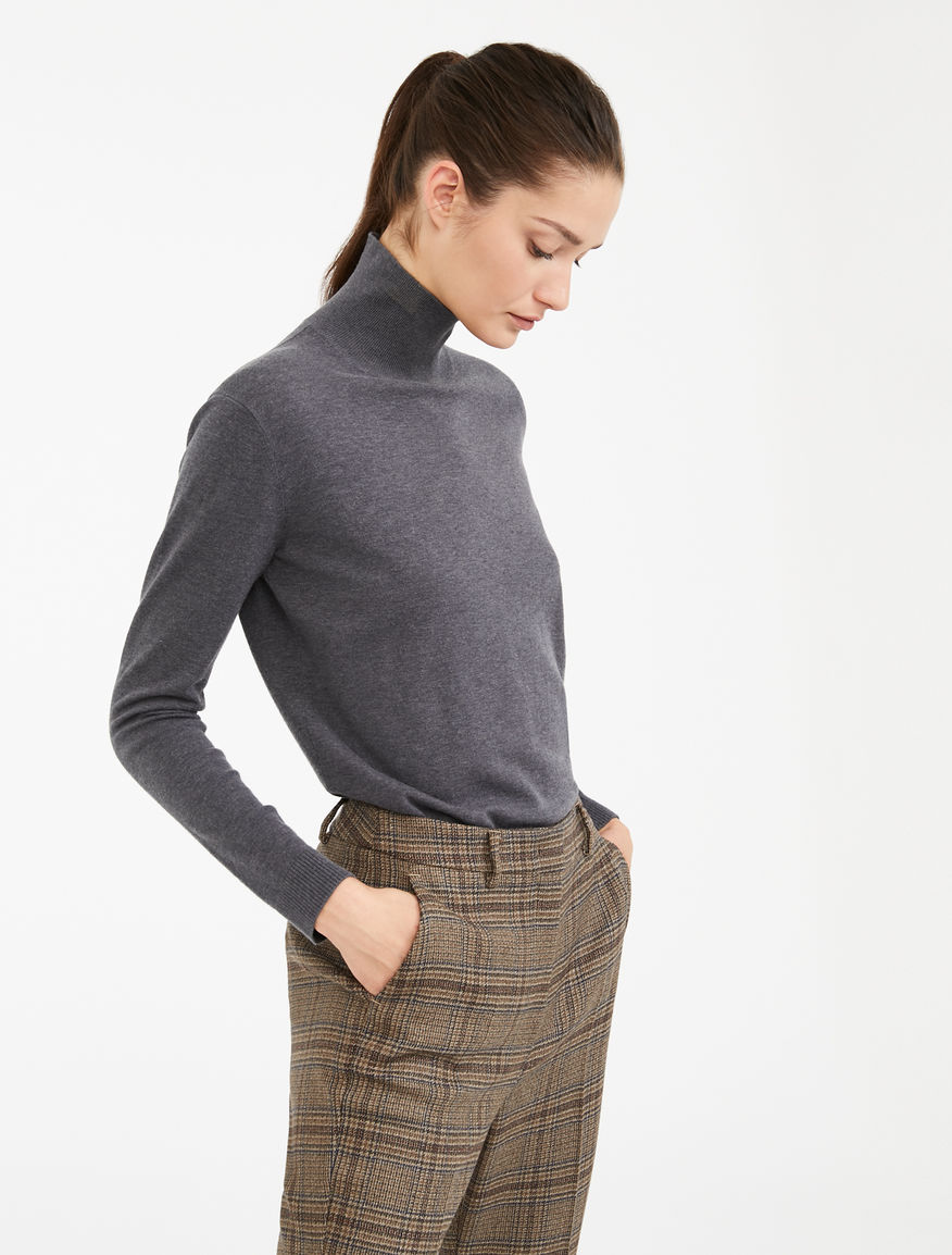 Silk and wool yarn polo neck jumper Weekend Maxmara Silk and wool yarn polo neck jumper Weekend Maxmara