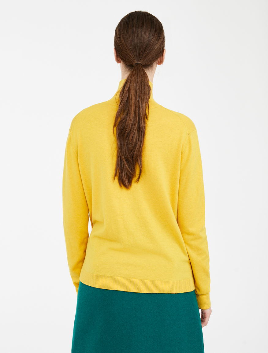 Silk and wool yarn polo neck jumper Weekend Maxmara Silk and wool yarn polo neck jumper Weekend Maxmara