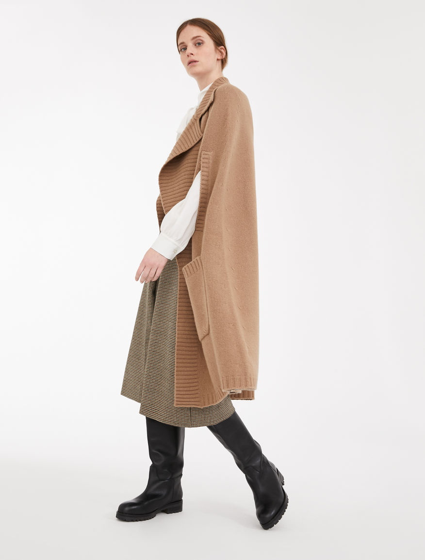 Wool spun cape Weekend Maxmara Wool spun cape Weekend Maxmara