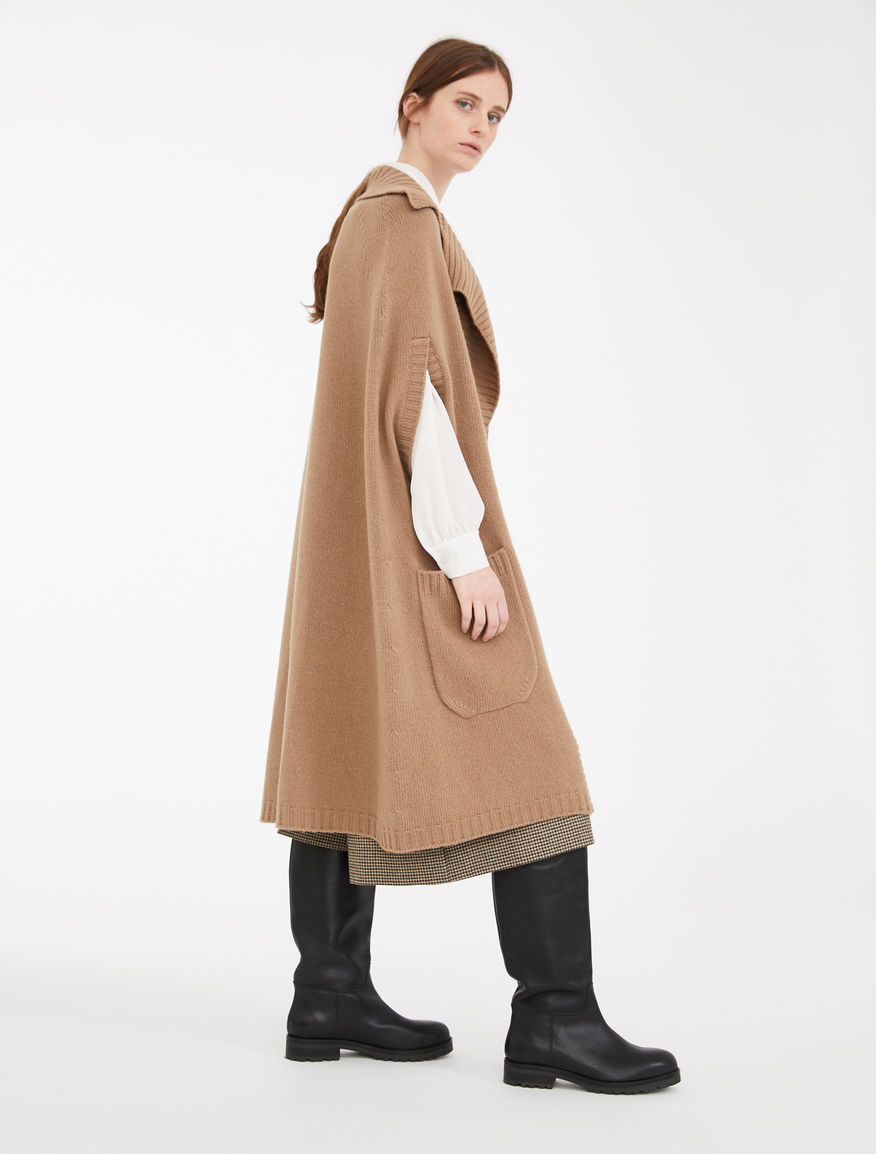 Wool spun cape Weekend Maxmara Wool spun cape Weekend Maxmara