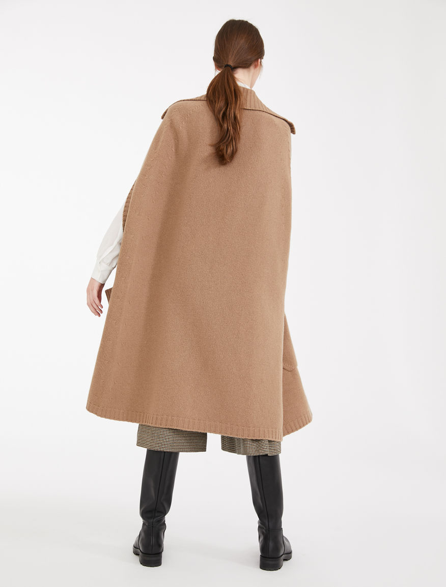 Wool spun cape Weekend Maxmara Wool spun cape Weekend Maxmara