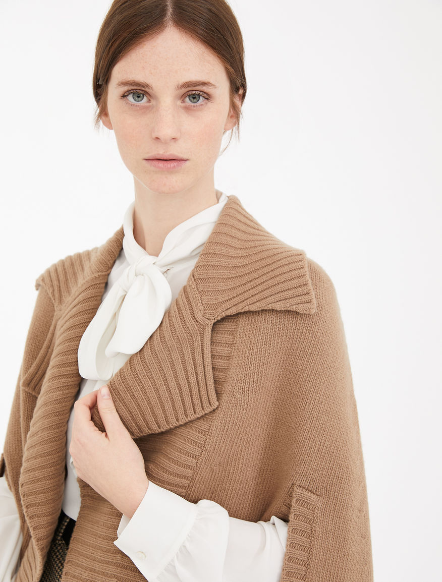 Wool spun cape Weekend Maxmara Wool spun cape Weekend Maxmara
