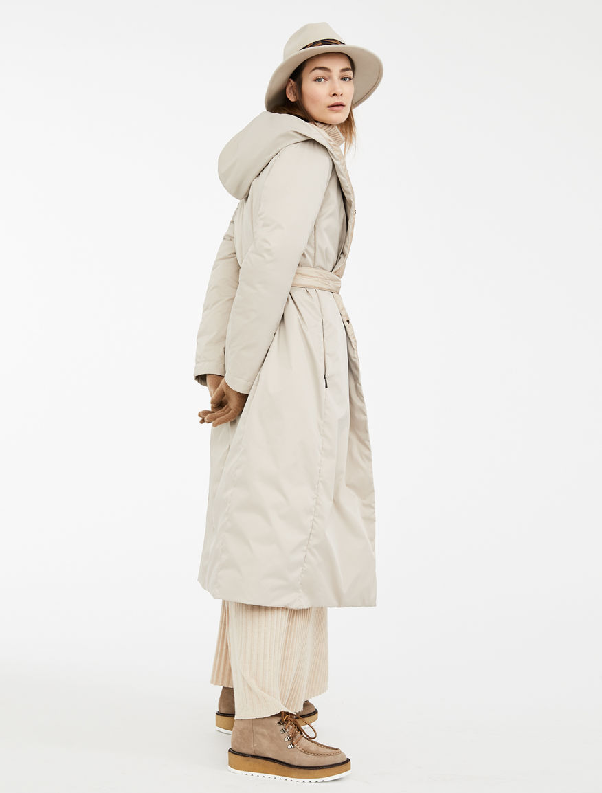 Reversible down jacket in water-repellent technical fabric Weekend Maxmara Reversible down jacket in water-repellent technical fabric Weekend Maxmara