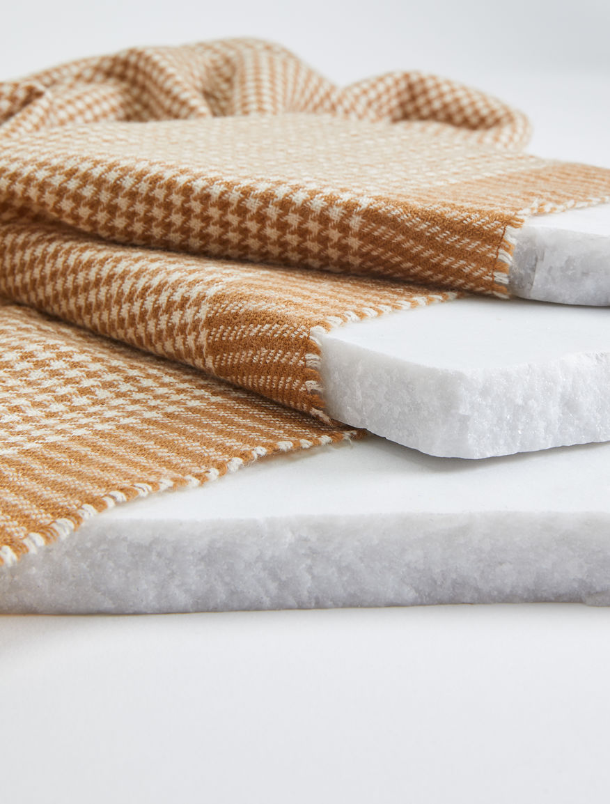 Wool stole Weekend Maxmara Wool stole Weekend Maxmara