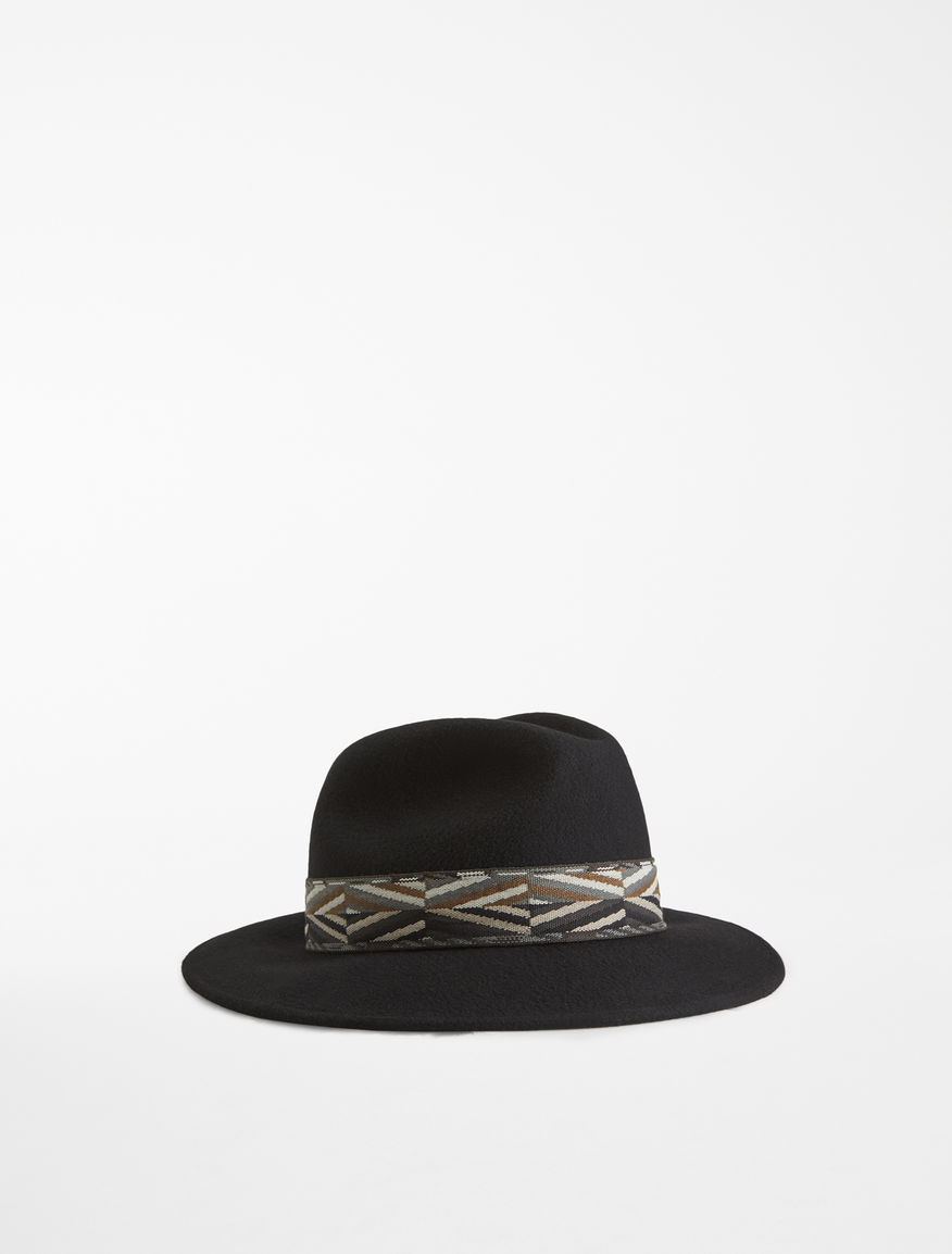 Wool hat Weekend Maxmara Wool hat Weekend Maxmara