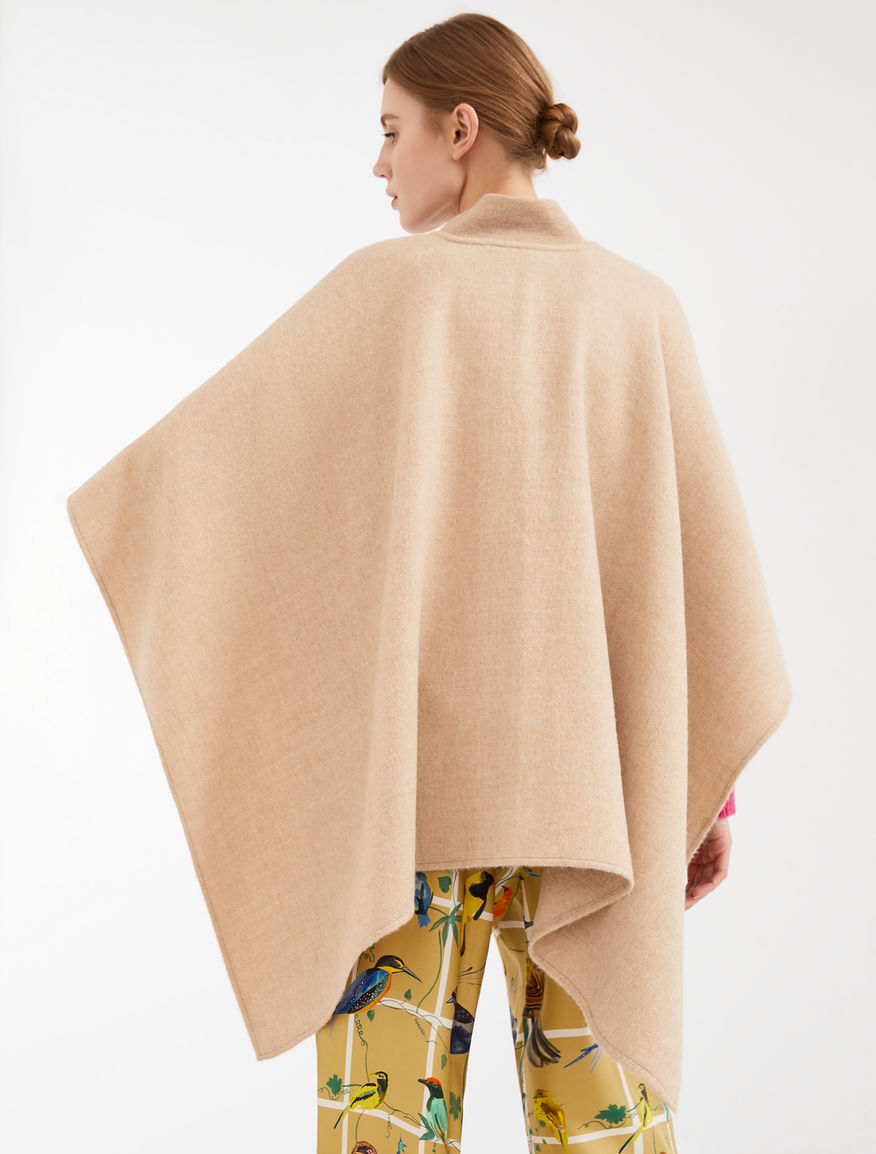 Alpaca cape Weekend Maxmara Alpaca cape Weekend Maxmara