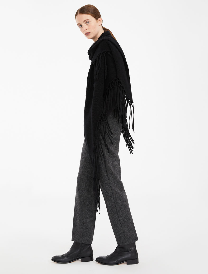 Wool shawl Weekend Maxmara Wool shawl Weekend Maxmara