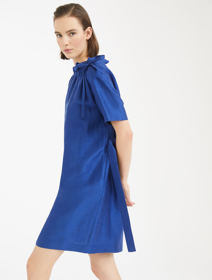 Dress in silk and linen satin Weekend Maxmara Dress in silk and linen satin Weekend Maxmara