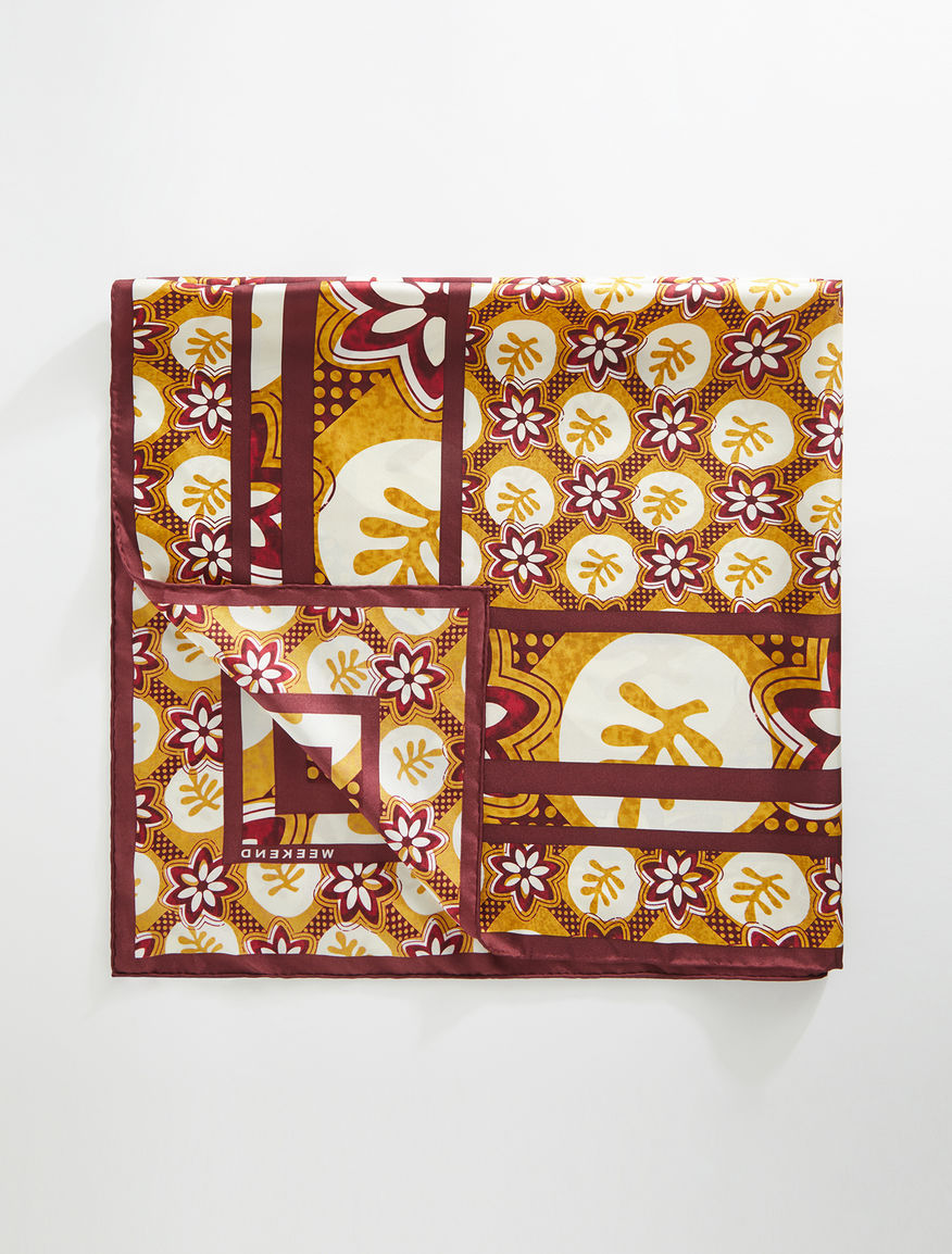 Silk foulard Weekend Maxmara Silk foulard Weekend Maxmara