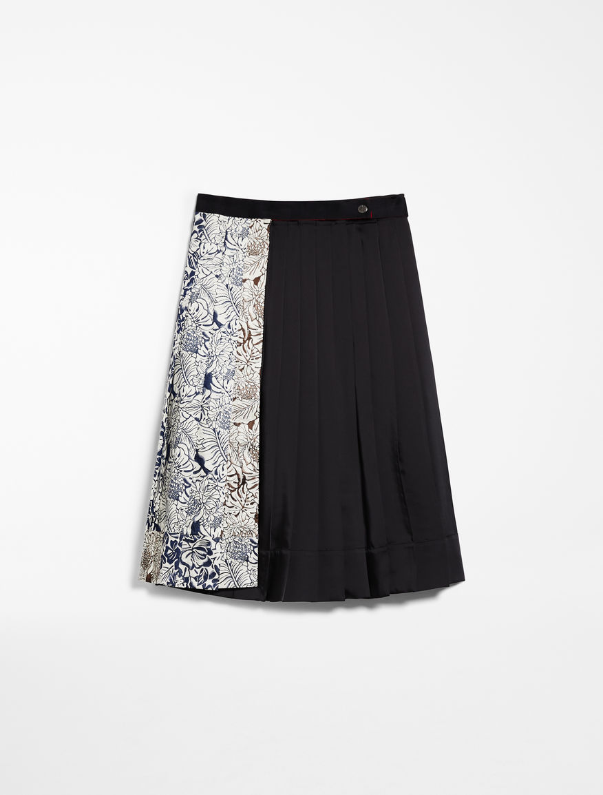 Wool flannel skirt Weekend Maxmara Wool flannel skirt Weekend Maxmara