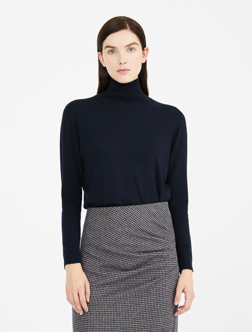 Silk and wool yarn polo neck jumper Weekend Maxmara Silk and wool yarn polo neck jumper Weekend Maxmara