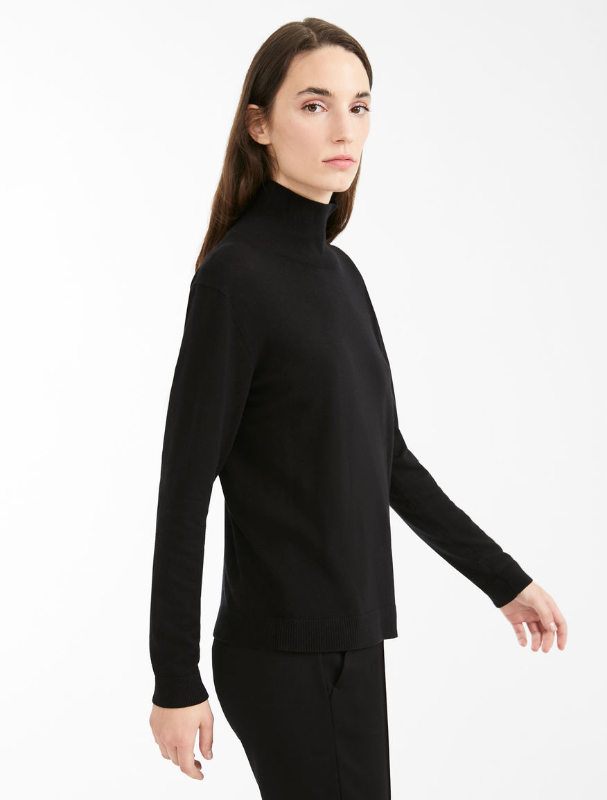 Silk and wool yarn polo neck jumper Weekend Maxmara Silk and wool yarn polo neck jumper Weekend Maxmara