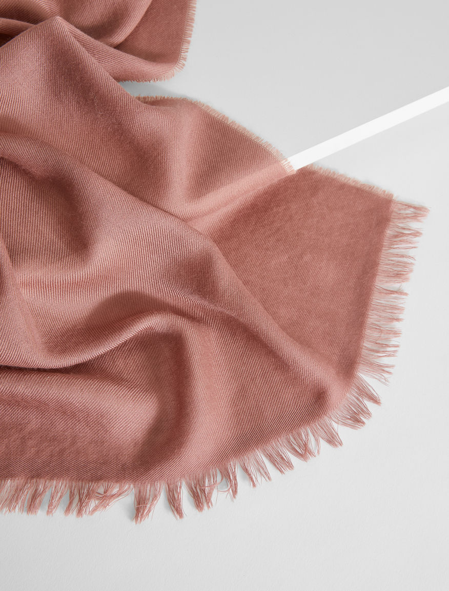Cashmere stole Weekend Maxmara Cashmere stole Weekend Maxmara