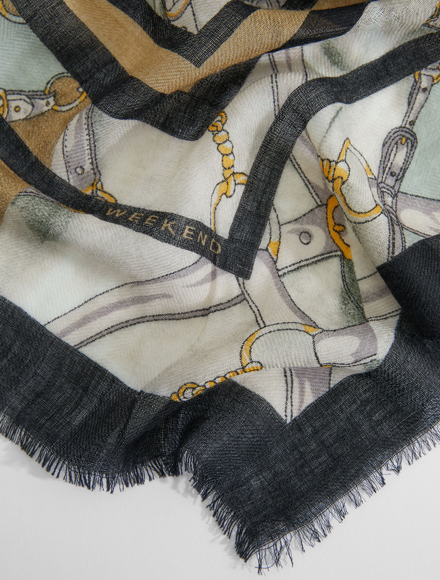 Wool yarn shawl Weekend Maxmara Wool yarn shawl Weekend Maxmara