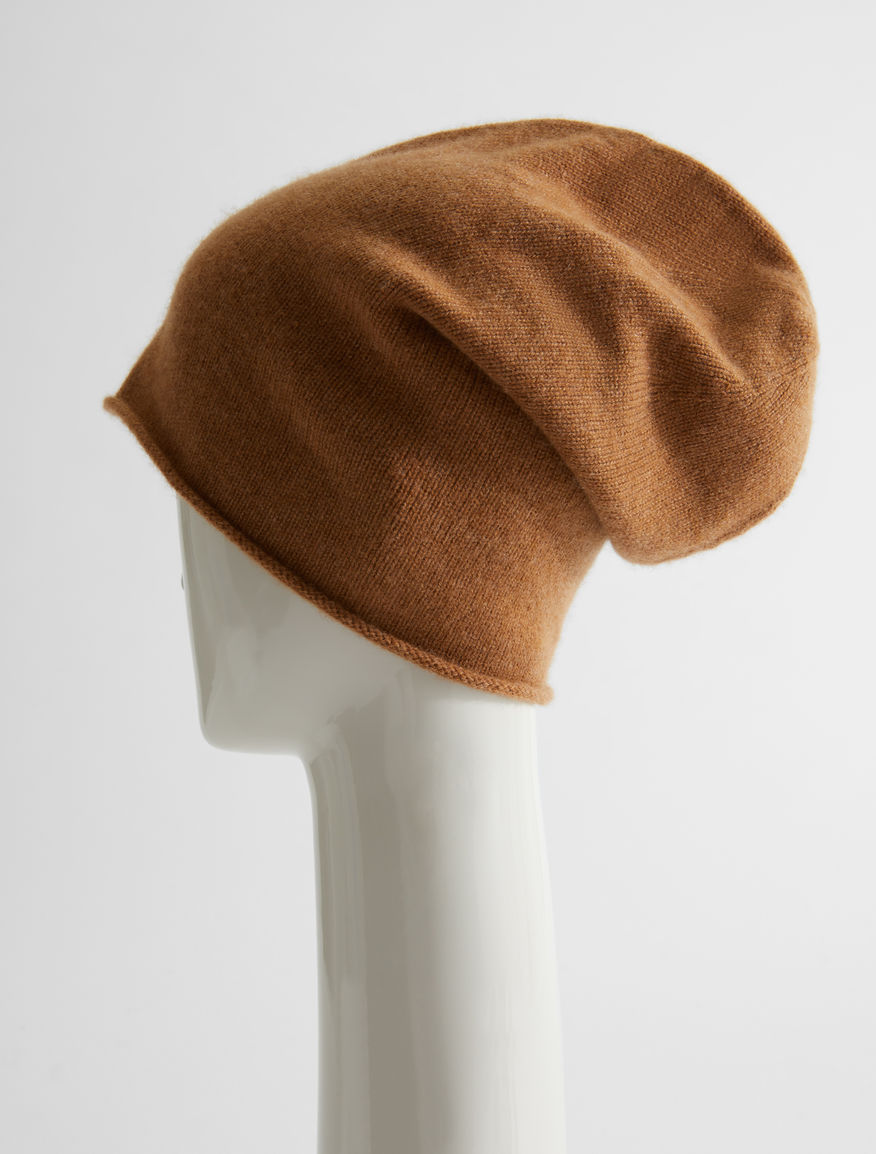 Cashmere yarn beanie Weekend Maxmara Cashmere yarn beanie Weekend Maxmara