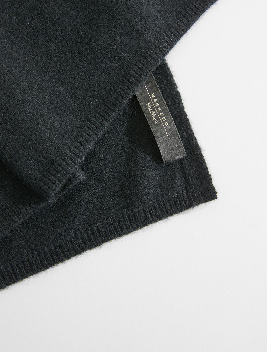 Cashmere scarf Weekend Maxmara Cashmere scarf Weekend Maxmara