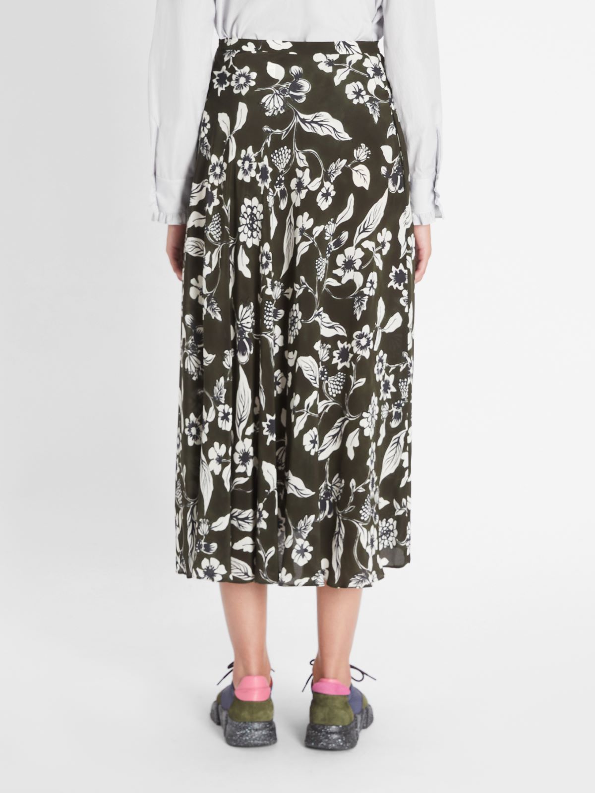 Silk crepe de chine skirt Weekend Maxmara Silk crepe de chine skirt Weekend Maxmara