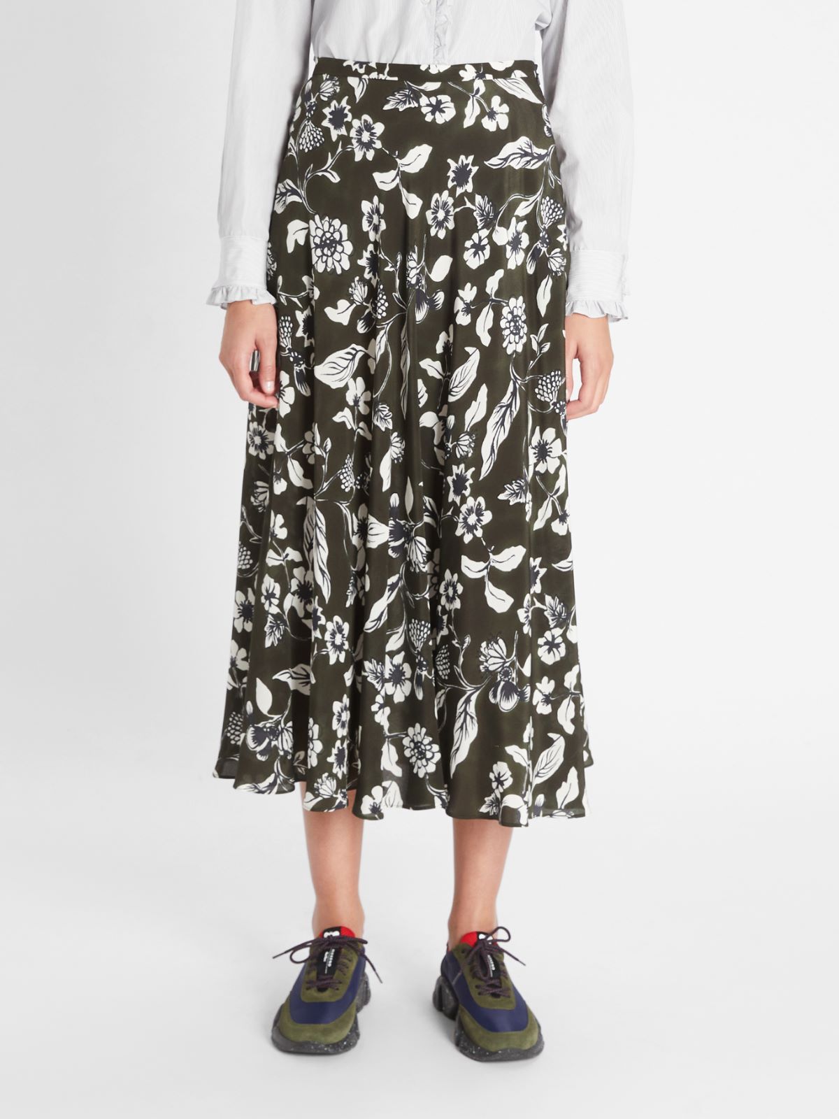 Silk crepe de chine skirt Weekend Maxmara Silk crepe de chine skirt Weekend Maxmara