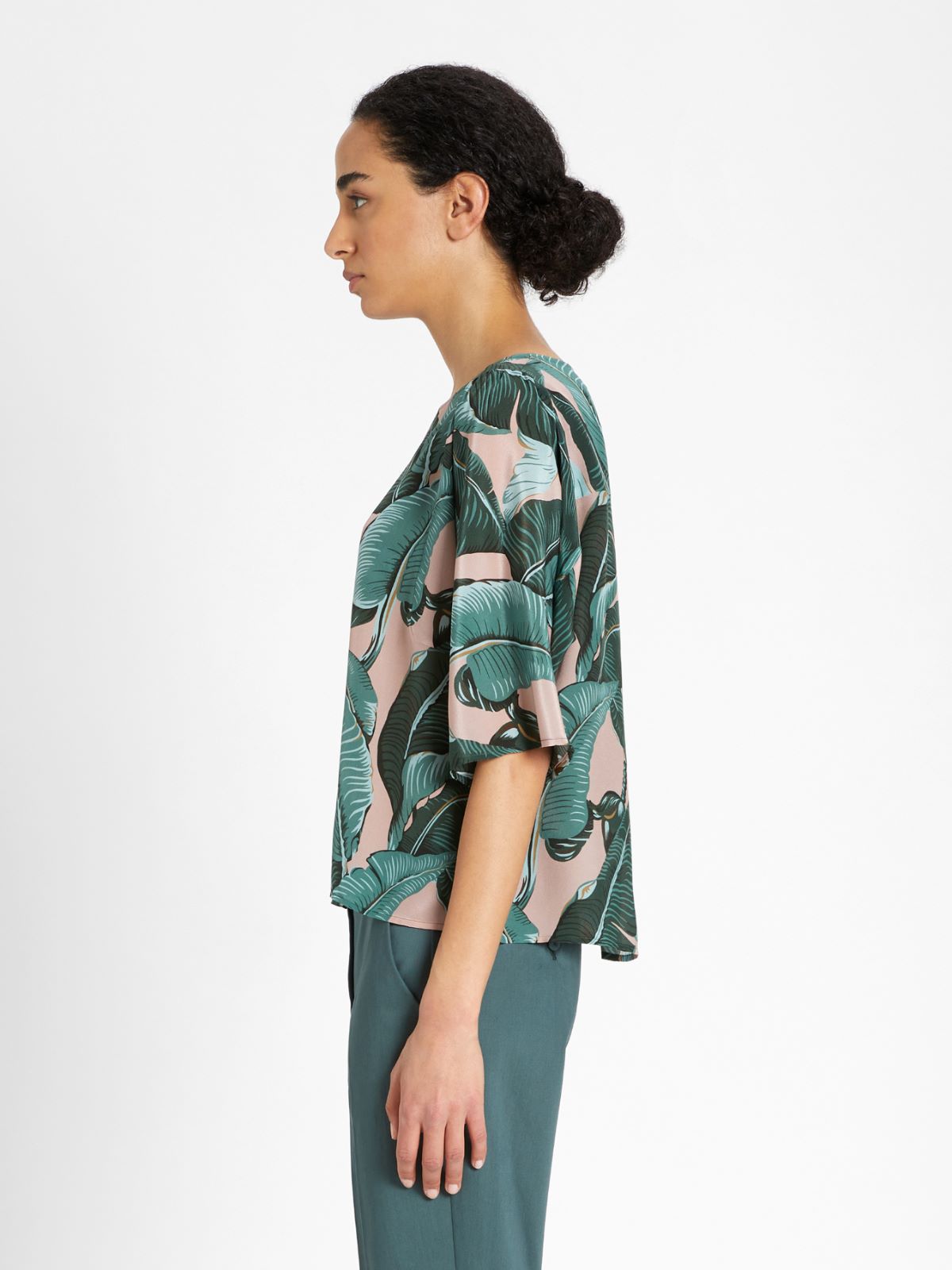 Silk crepe de chine blouse Weekend Maxmara Silk crepe de chine blouse Weekend Maxmara