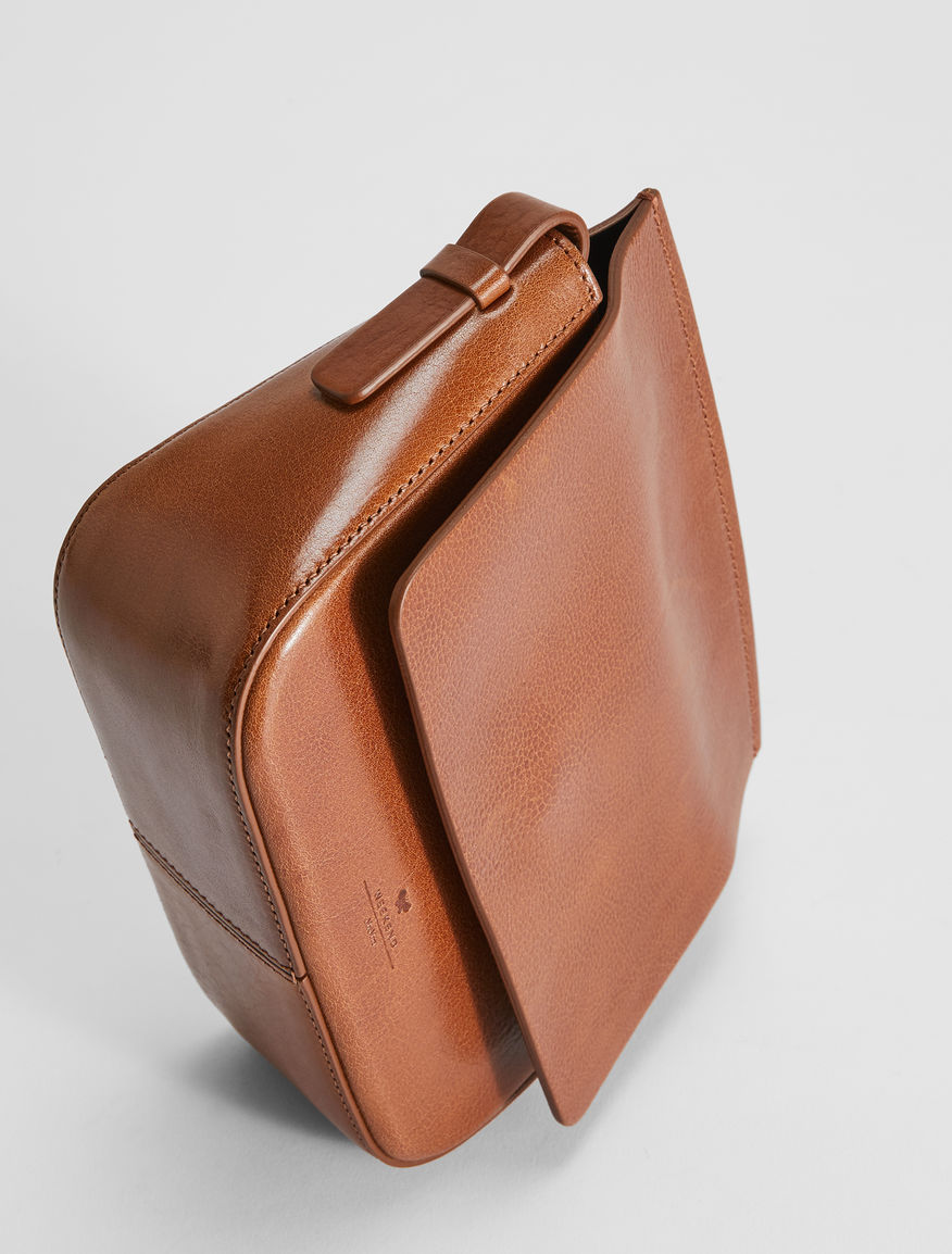 Leather crossbody bag Weekend Maxmara Leather crossbody bag Weekend Maxmara