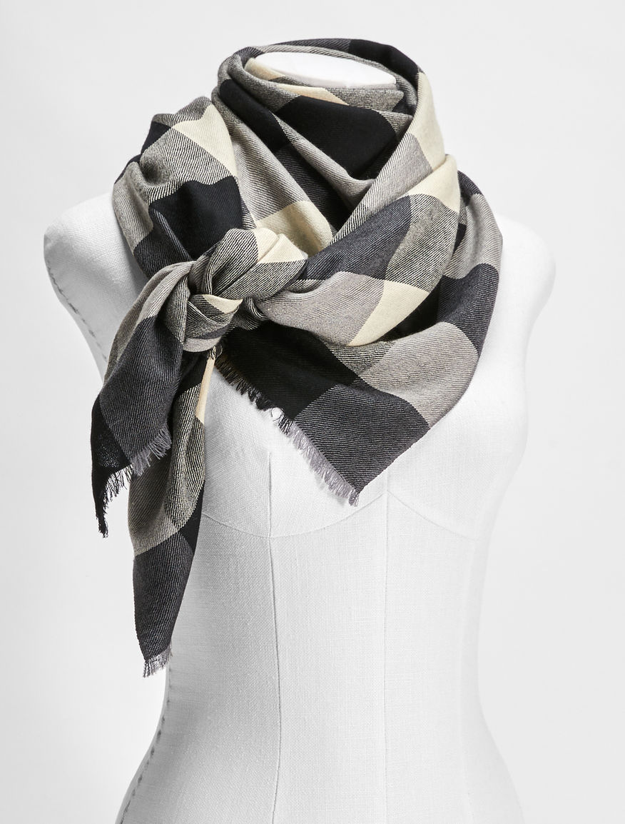 Wool shawl Weekend Maxmara Wool shawl Weekend Maxmara
