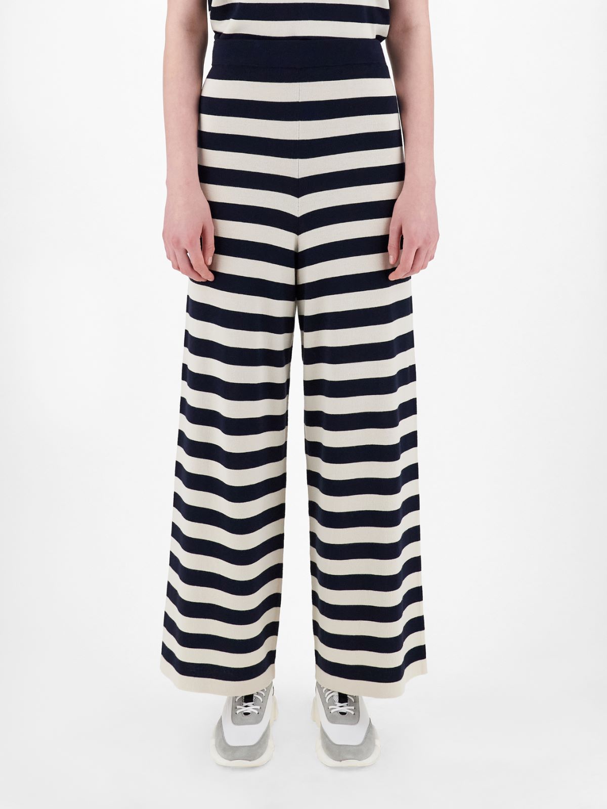 Viscose yarn trousers Weekend Maxmara Viscose yarn trousers Weekend Maxmara