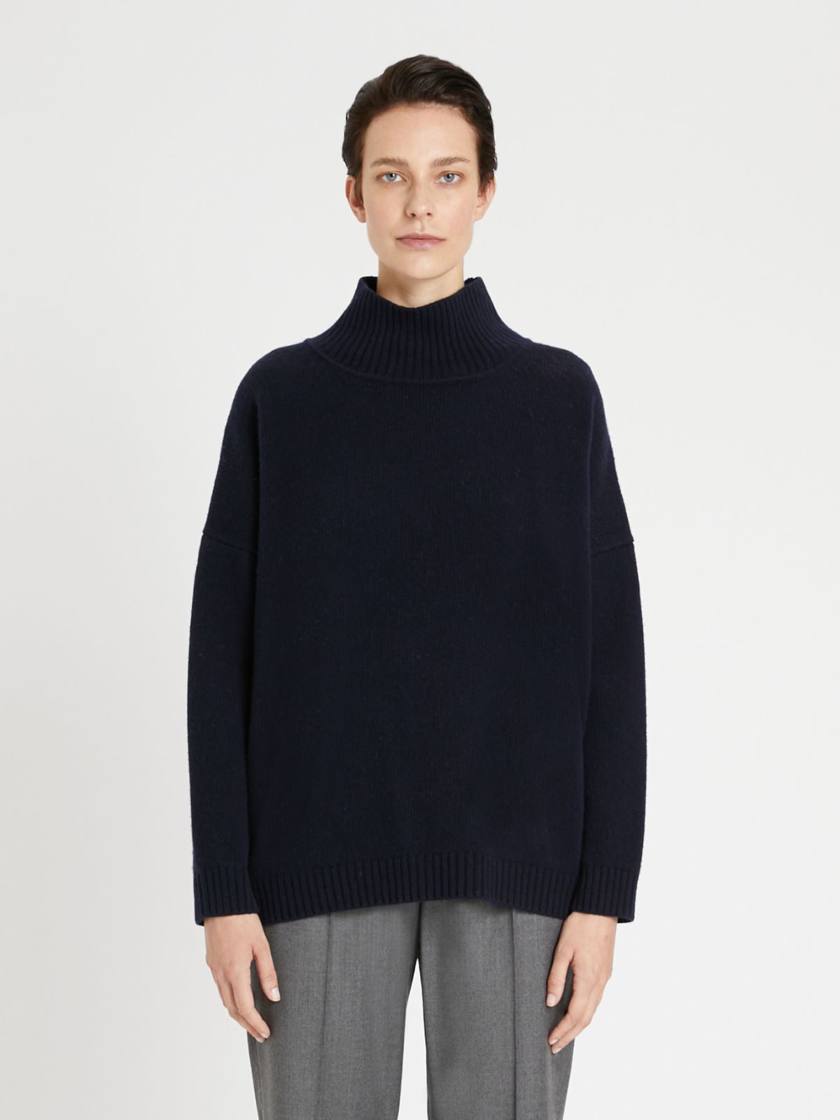 Wool yarn sweater Weekend Maxmara Wool yarn sweater Weekend Maxmara