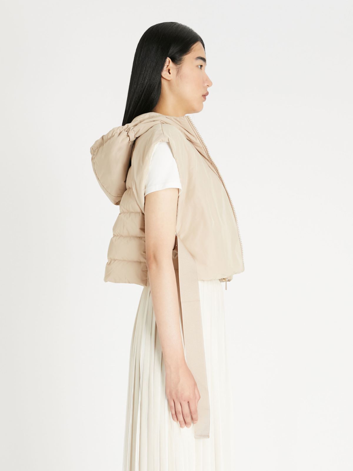 Water-repellent taffeta cape vest Weekend Maxmara Water-repellent taffeta cape vest Weekend Maxmara