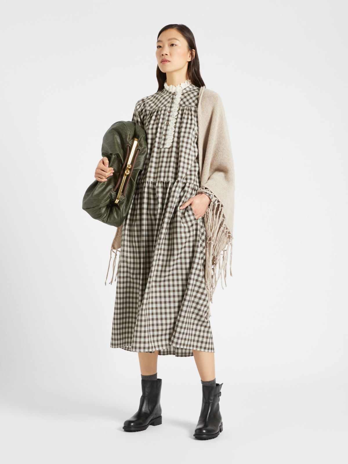 Wool triangular handkerchief Weekend Maxmara Wool triangular handkerchief Weekend Maxmara
