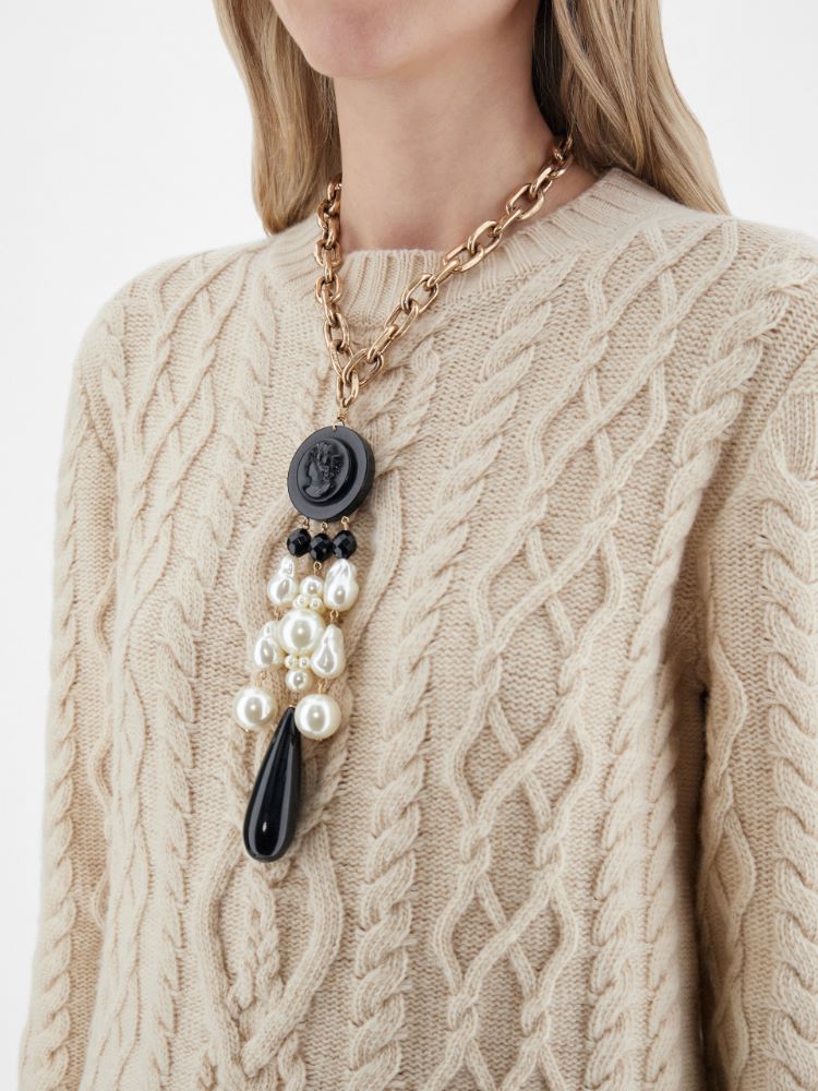 Chain necklace with cameo pendant, black - Weekend Max Mara