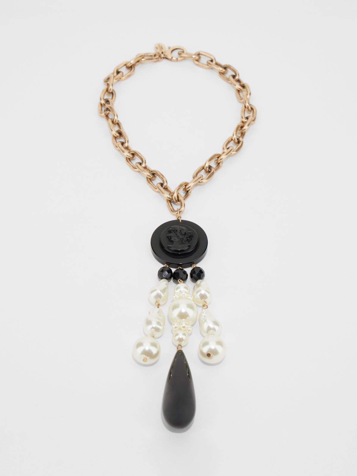 Chain necklace with cameo pendant Weekend Maxmara
