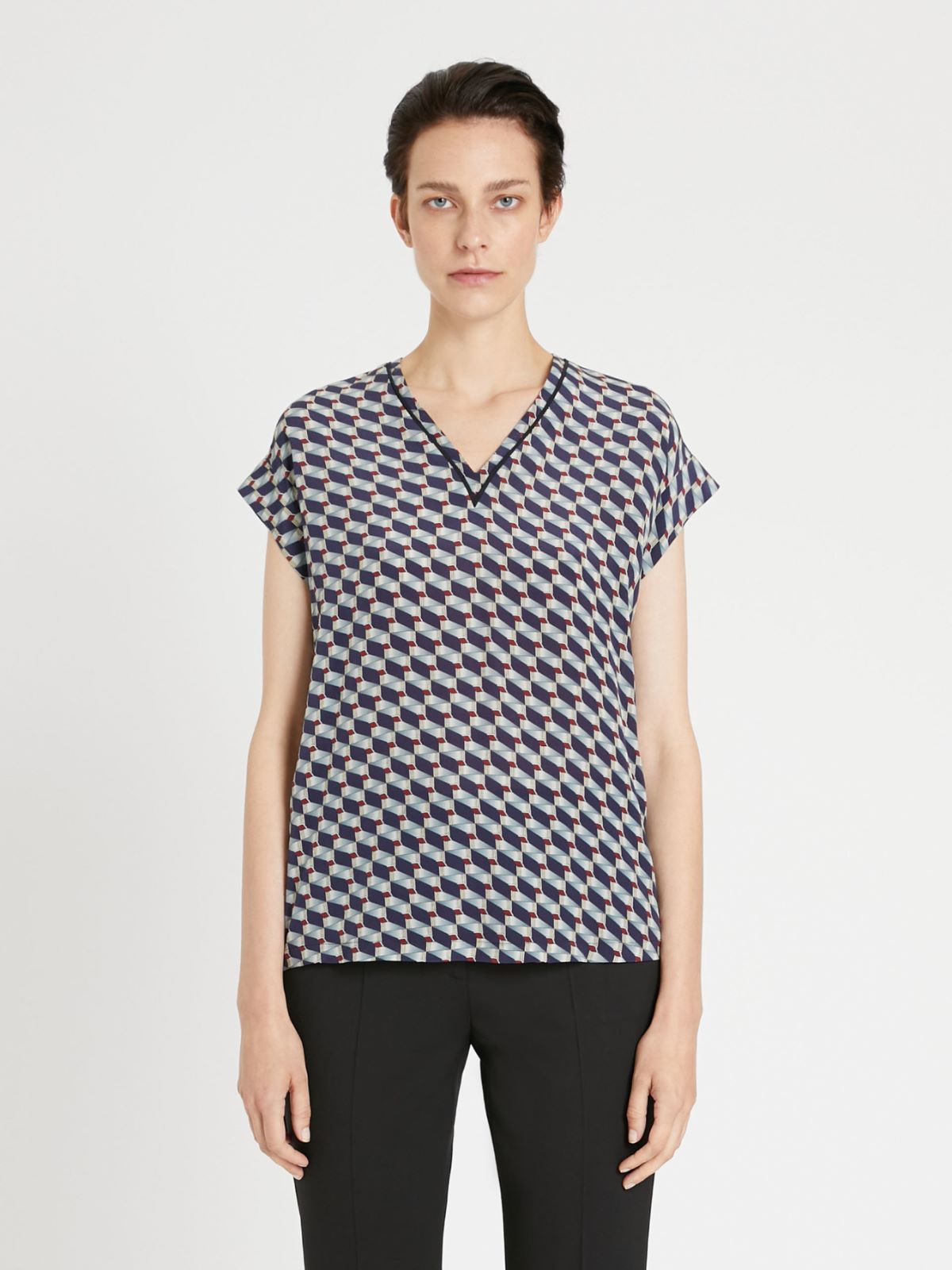 Silk crepe de chine T-shirt Weekend Maxmara Silk crepe de chine T-shirt Weekend Maxmara