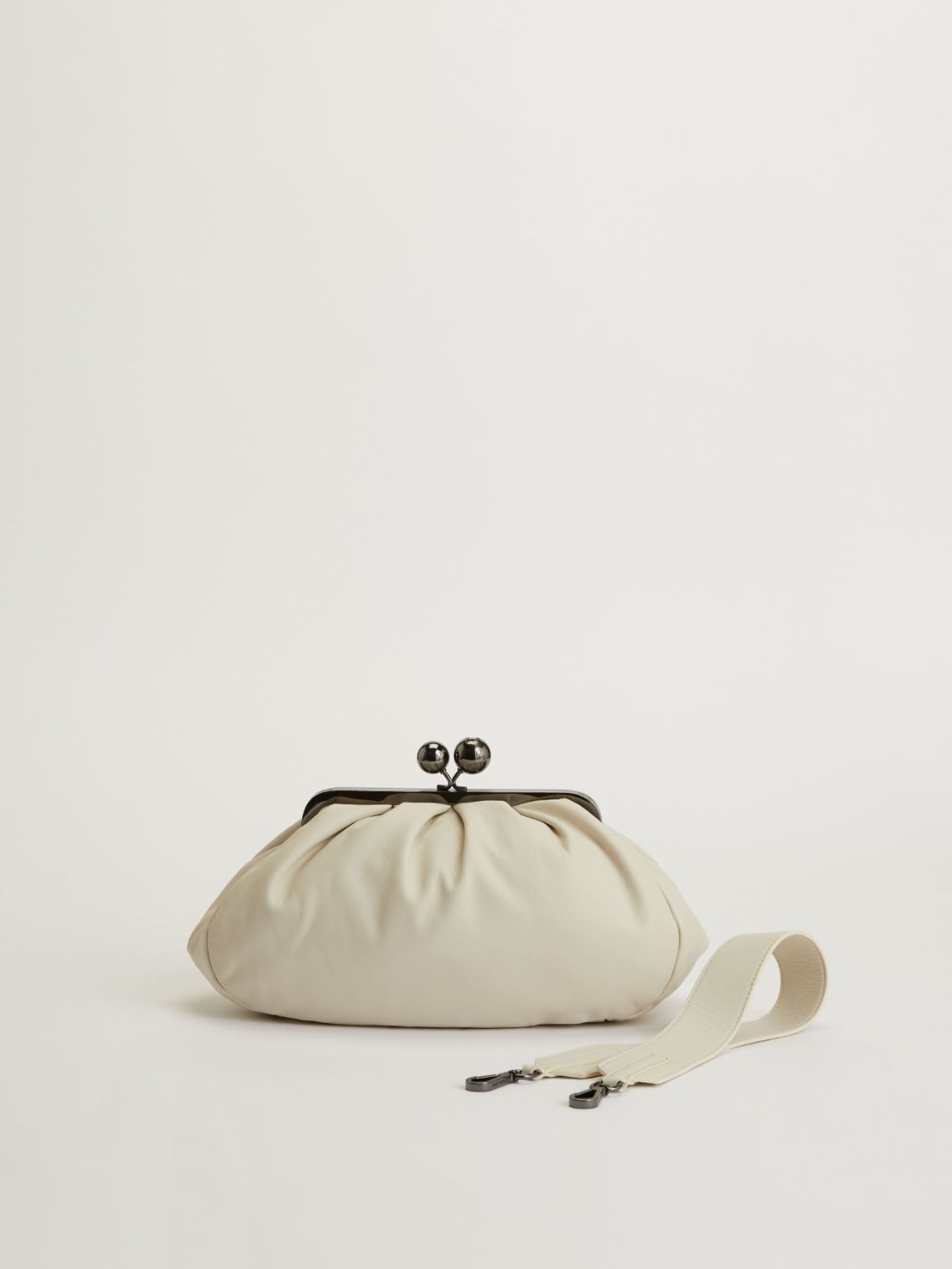 Medium nappa leather Pasticcino bag Weekend Maxmara Medium nappa leather Pasticcino bag Weekend Maxmara