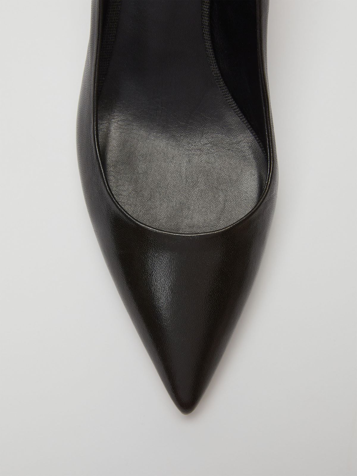 Nappa leather court shoes Weekend Maxmara Nappa leather court shoes Weekend Maxmara