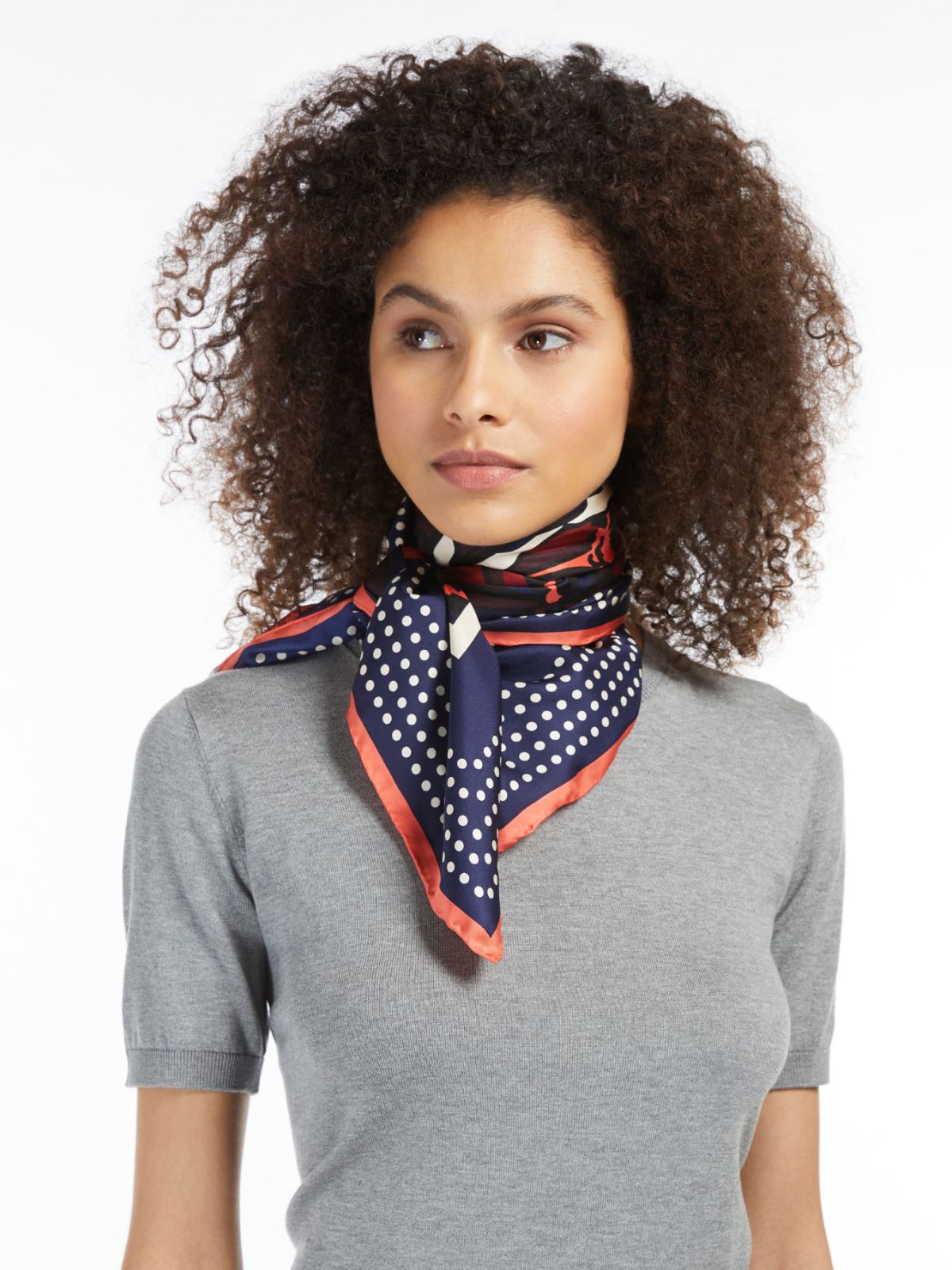 Silk twill neckerchief Weekend Maxmara Silk twill neckerchief Weekend Maxmara
