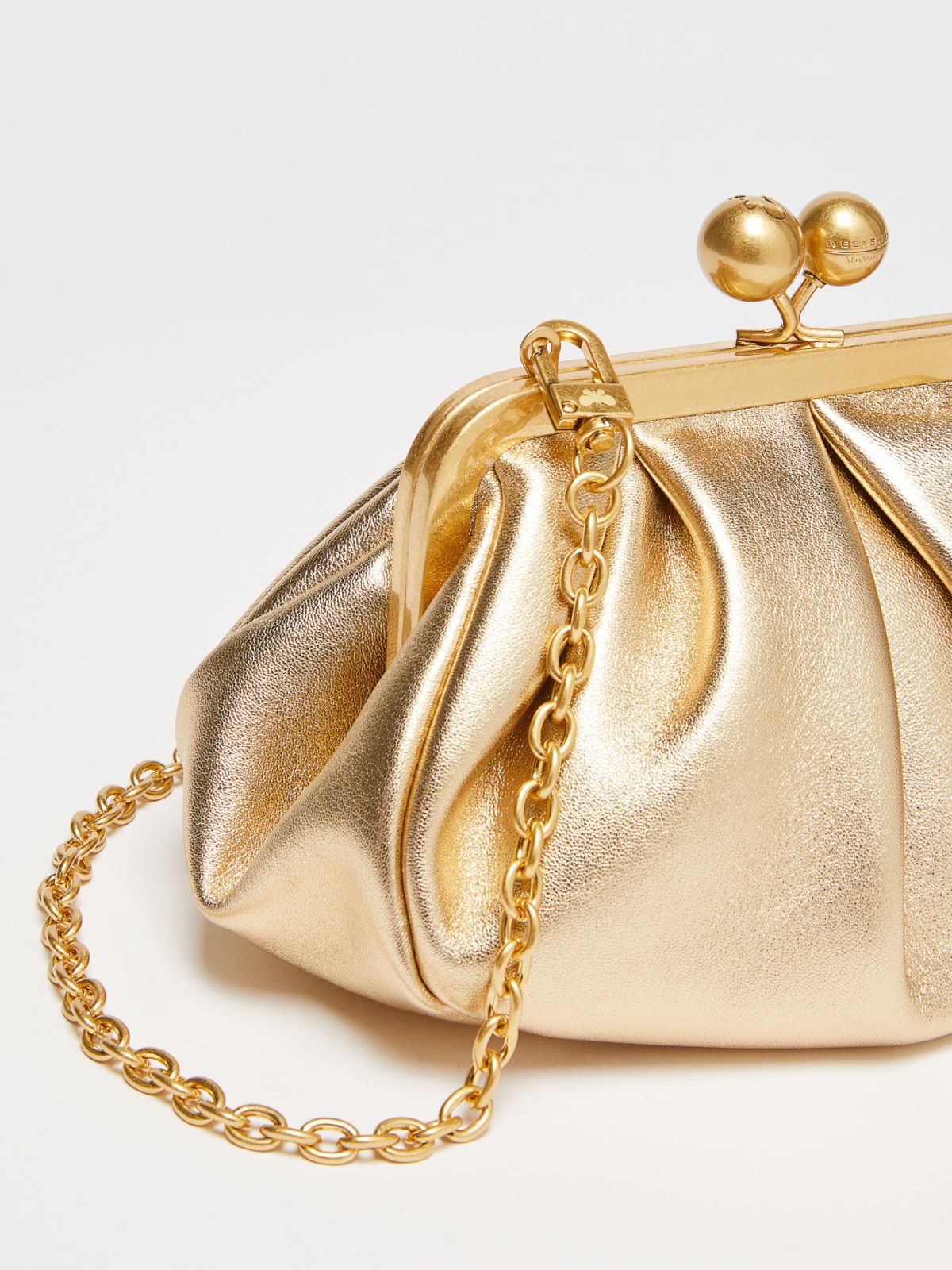 Small Pasticcino Bag in laminated nappa leather - GOLD - Weekend Max Mara - 4