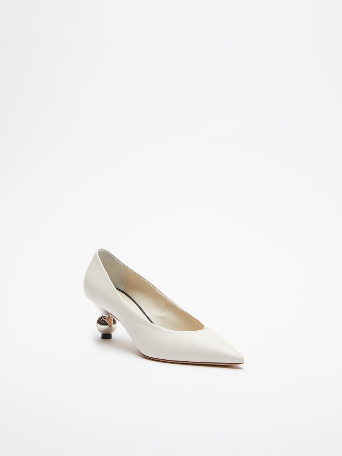 Nappa leather court shoes - MILK - Weekend Max Mara - 2