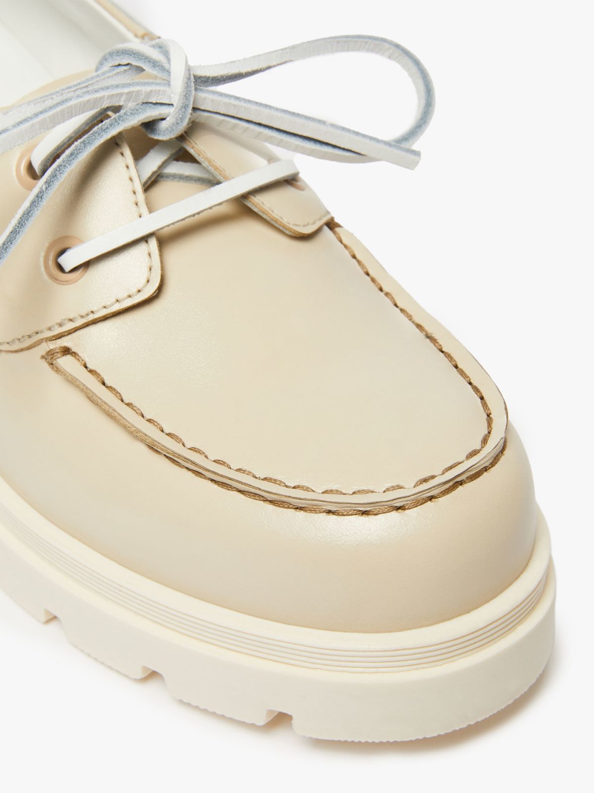 Leather moccasins, ivory | Weekend Max Mara