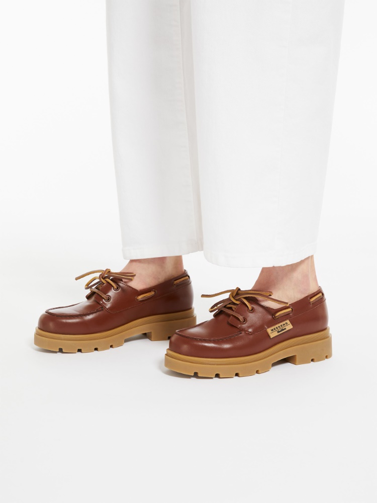 Leather moccasins, tobacco | Weekend Max Mara 