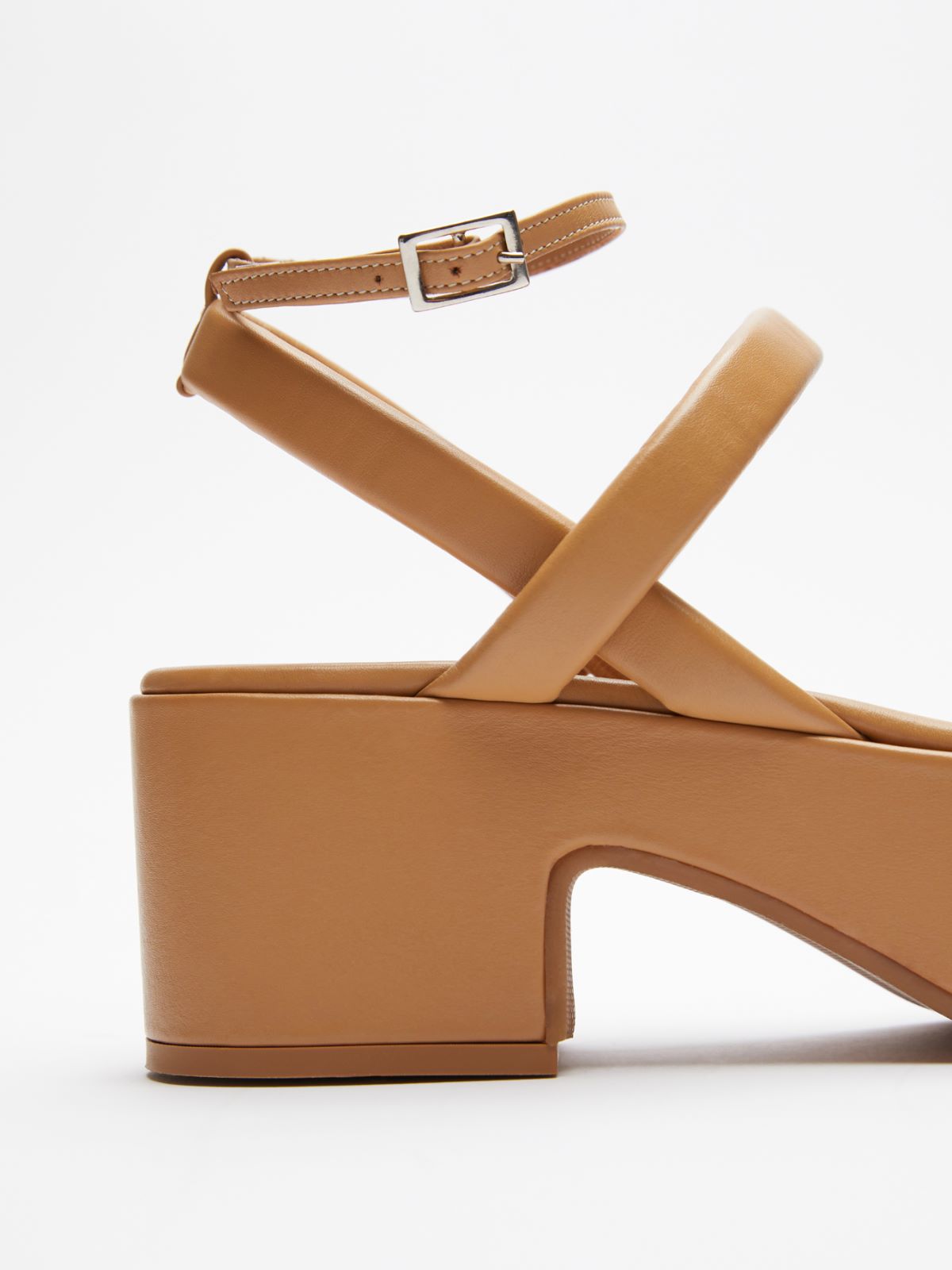 Sandals in nappa leather - NATURAL - Weekend Max Mara - 4
