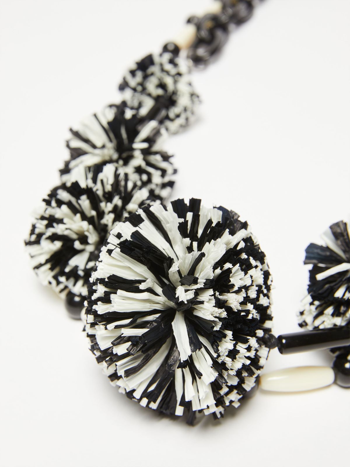 Resin and viscose necklace - WHITE BLACK - Weekend Max Mara - 2
