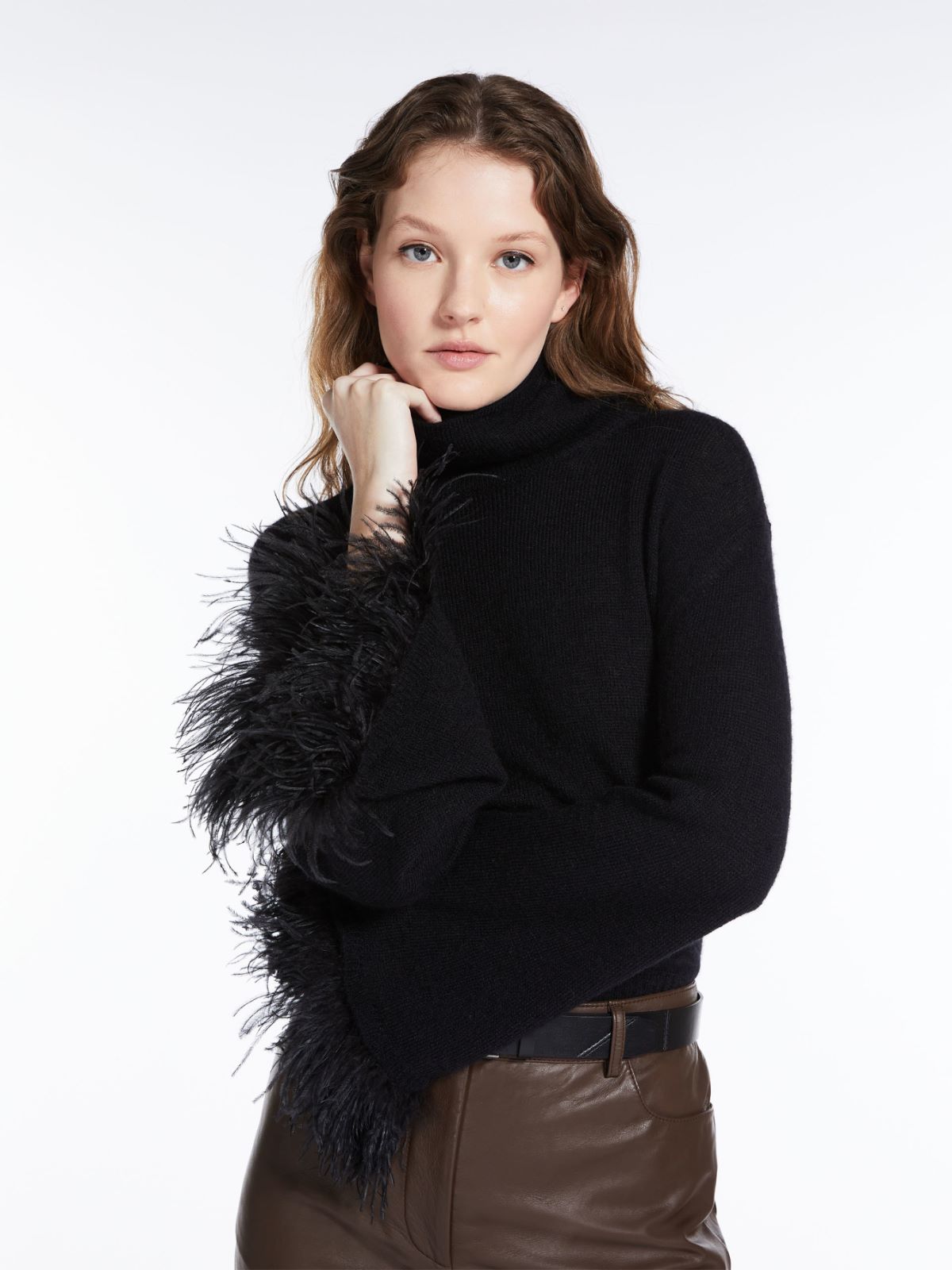 Feather-detail mohair cropped sweater - BLACK - Weekend Max Mara - 4