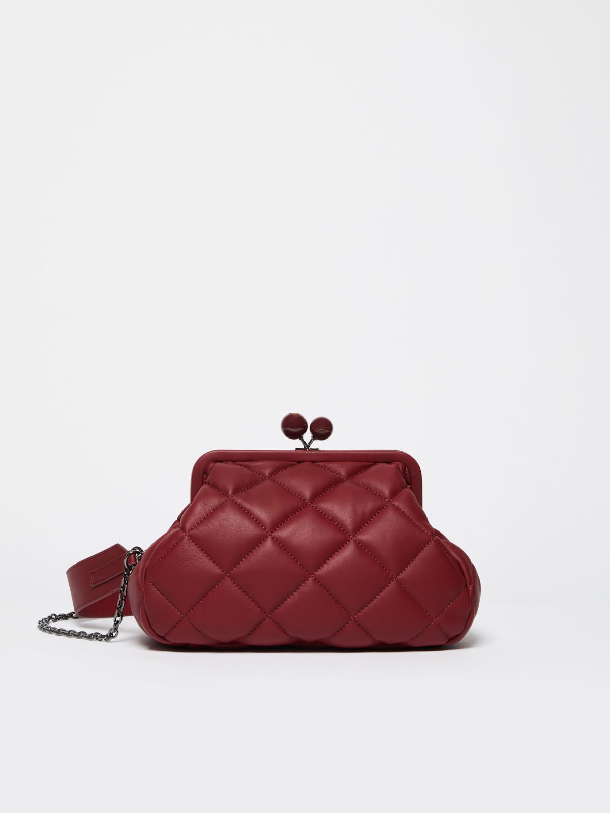 Alexander McQueen Women's The Slash Leather Clutch-On-Chain Welsh Red