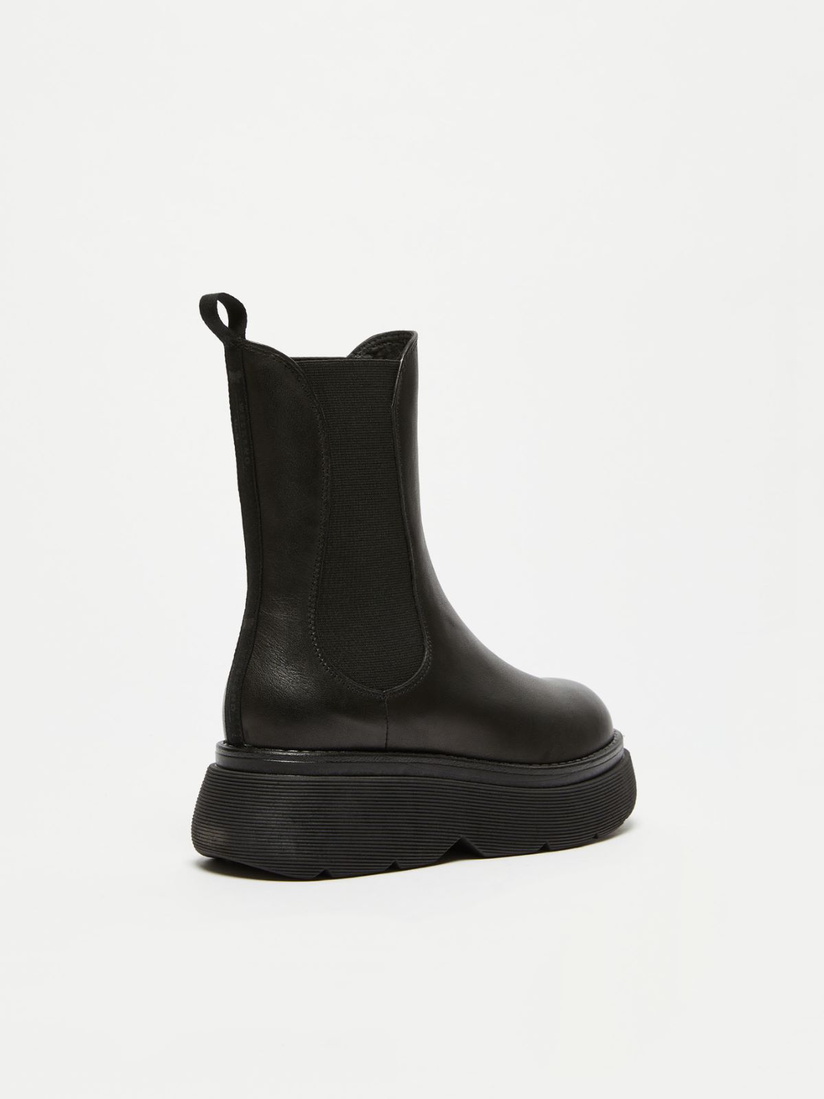 Leather ankle boots, black | Weekend Max Mara