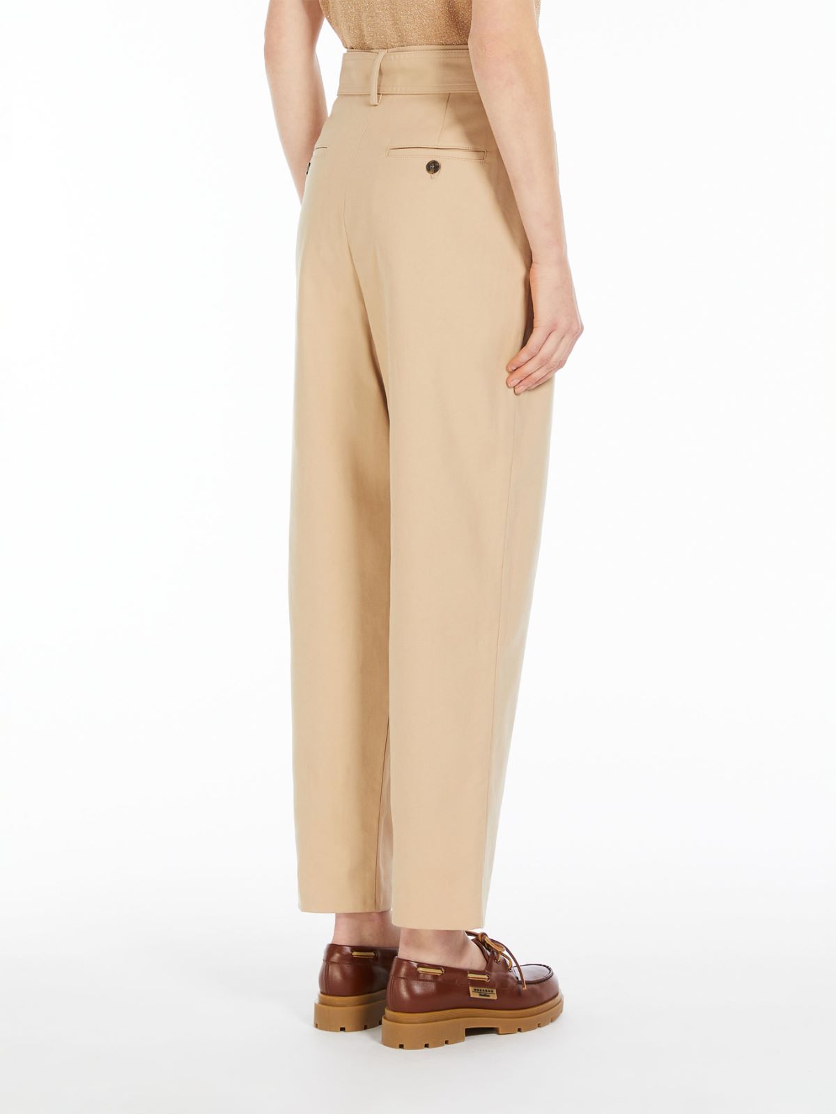 CARROT FIT TROUSERS WITH A CROSSOVER WAIST - Black | ZARA India