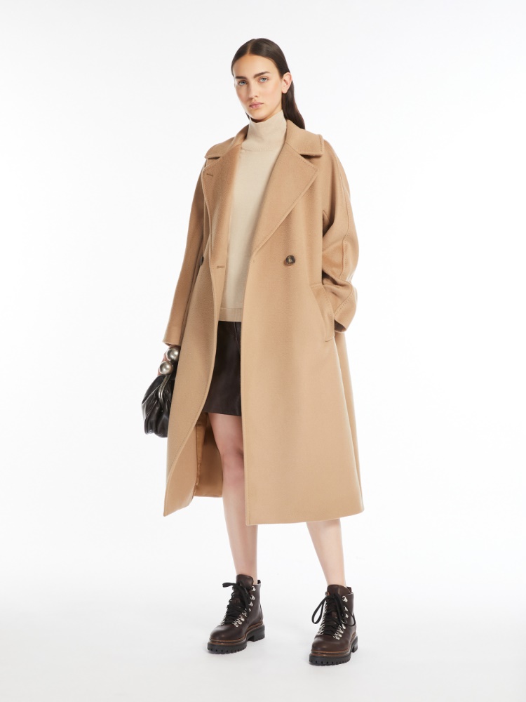 Women s Coats Trenches Jackets and Parkas Weekend Max Mara