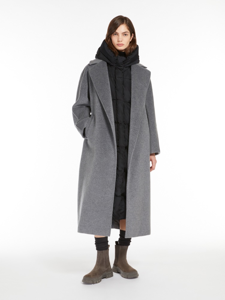 Women s Coats Peacoats Trenches and Jackets Weekend Max Mara